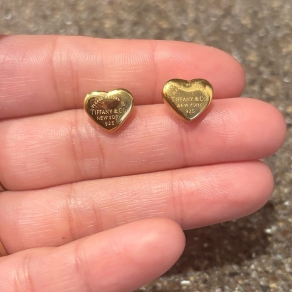 Tiffany and co Gold Heart Earrings GWP